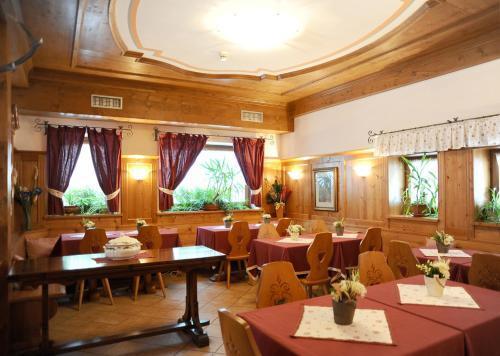 Garni Il Cirmolo Hotel Rocca Pietore